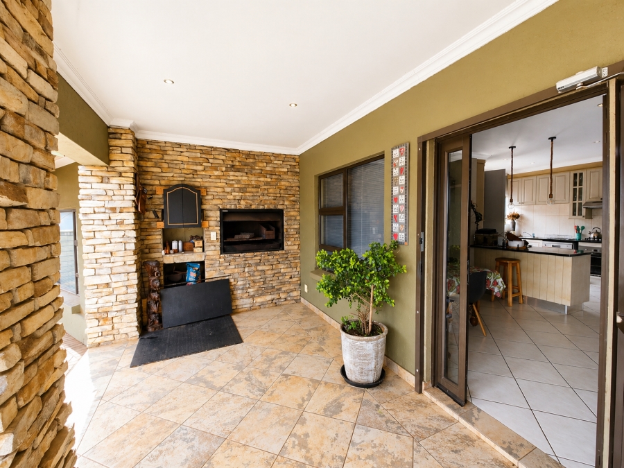 To Let 3 Bedroom Property for Rent in Schoemansville North West